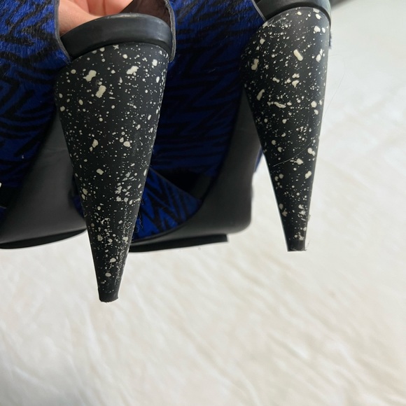 Black and Blue proenza schouler heels - Picture 4 of 7
